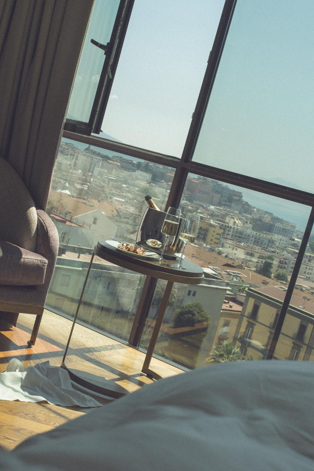 De Bonart Naples, Curio Collection By Hilton Otel Dış mekan fotoğraf