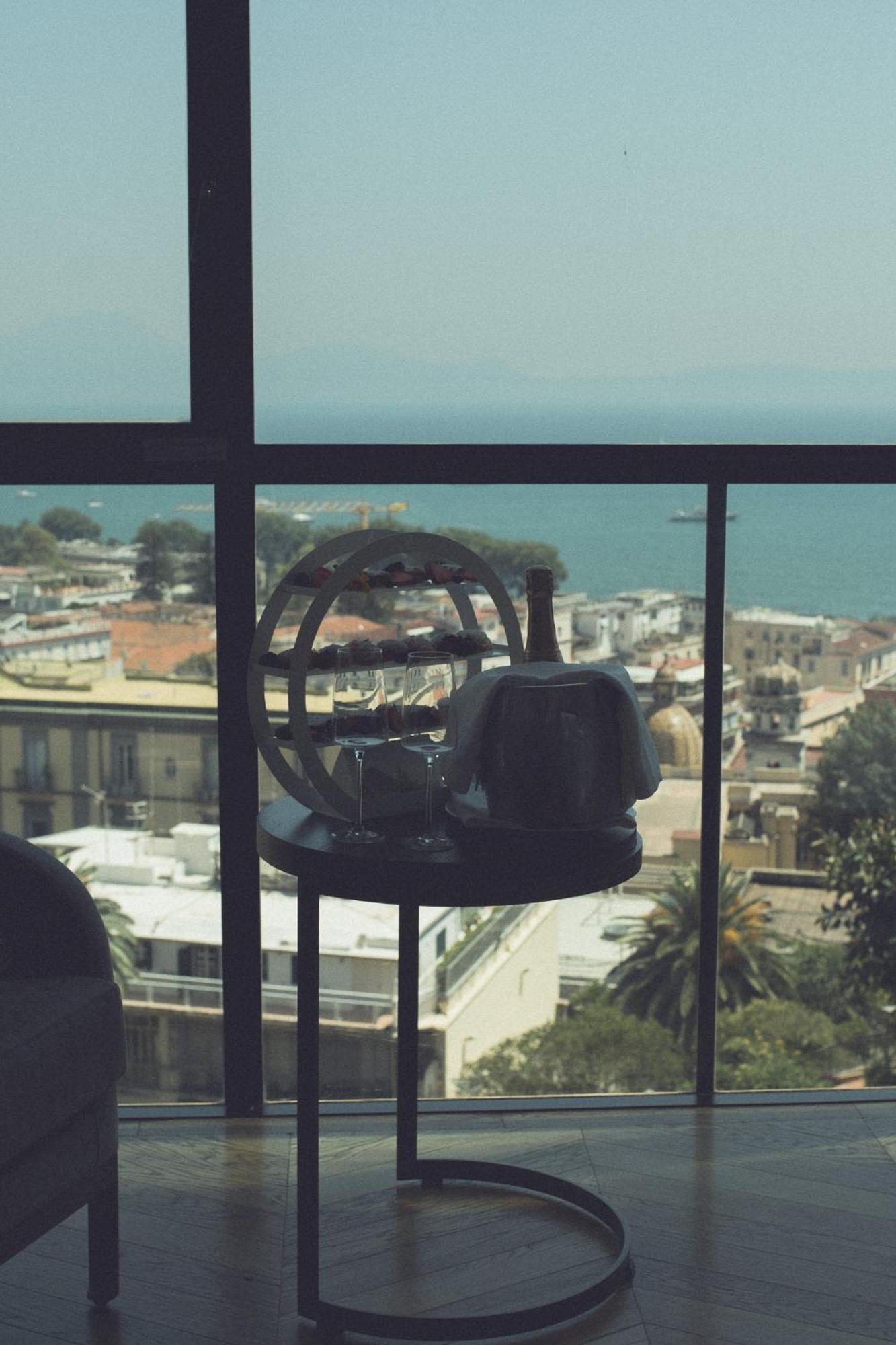De Bonart Naples, Curio Collection By Hilton Otel Dış mekan fotoğraf