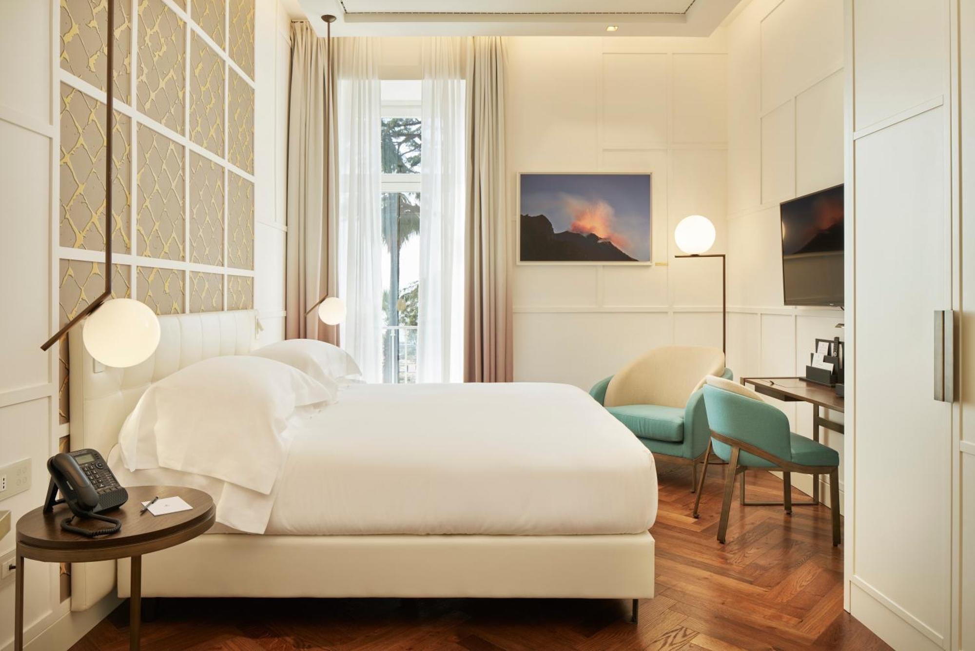 De Bonart Naples, Curio Collection By Hilton Otel Dış mekan fotoğraf